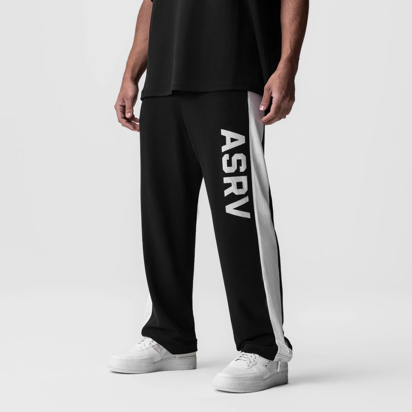 0957. Waffle Knit Relaxed Sweatpant - Black/White