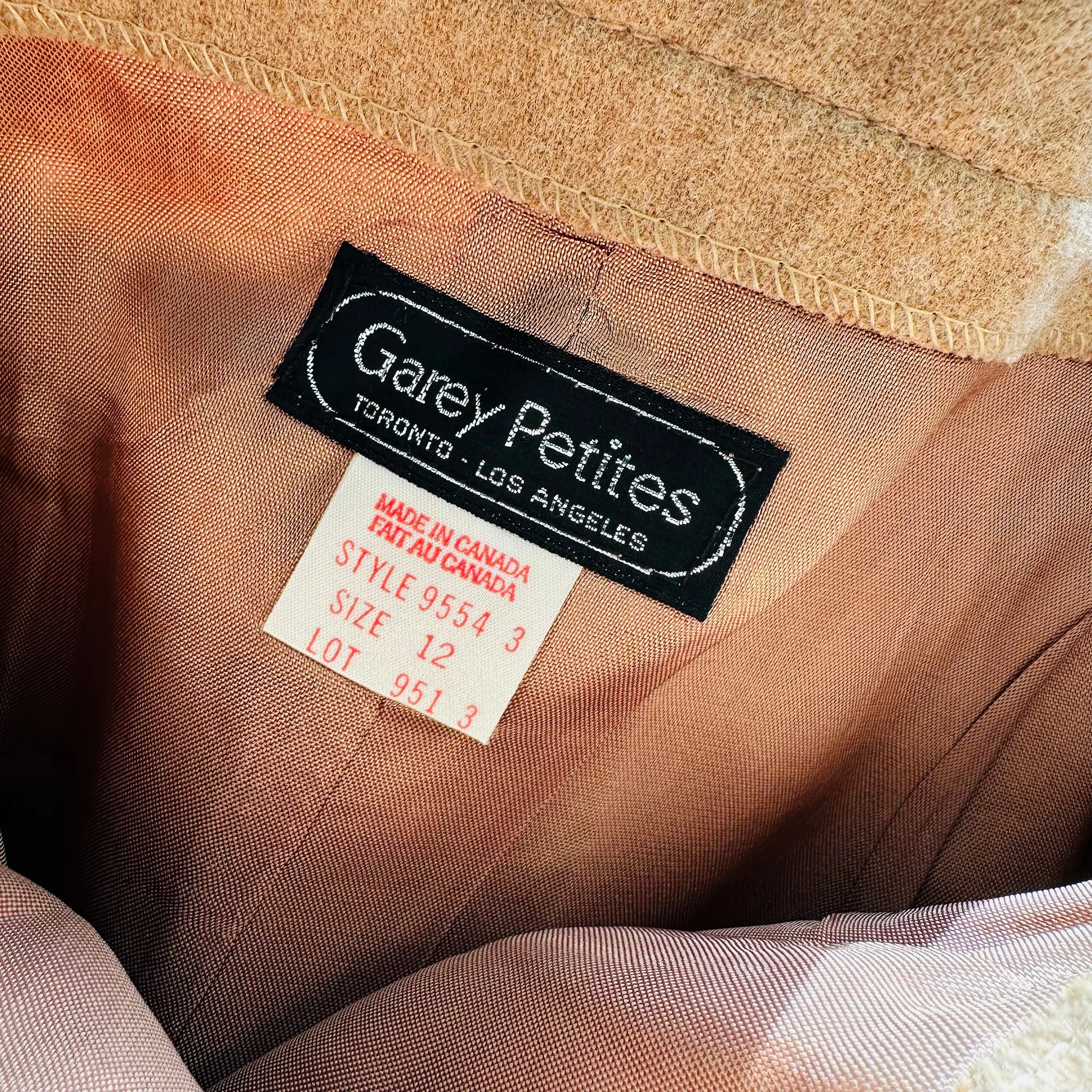 1960s - 1970s Tan Aline Wool Knee-Length Skirt - Waist 28