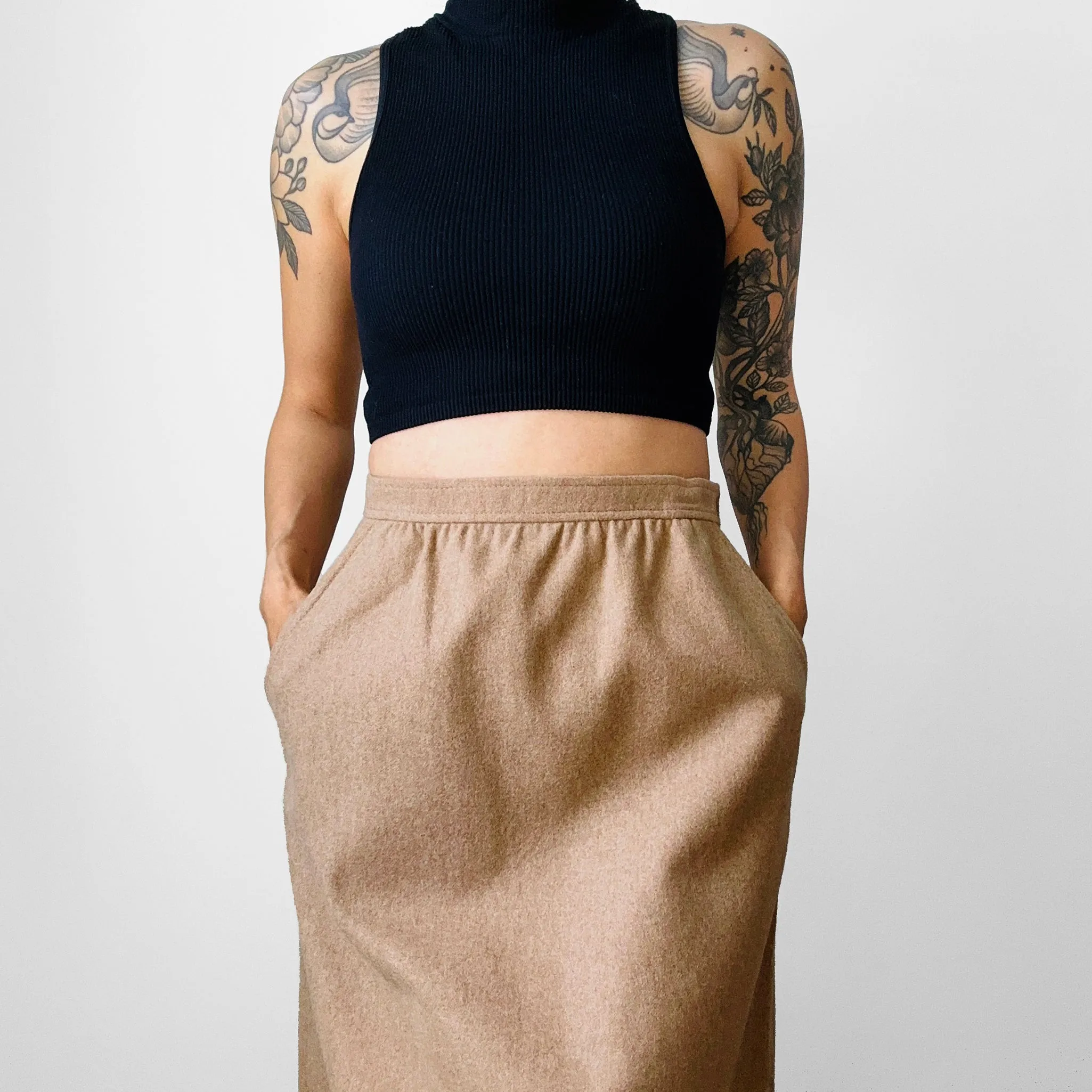 1960s - 1970s Tan Aline Wool Knee-Length Skirt - Waist 28