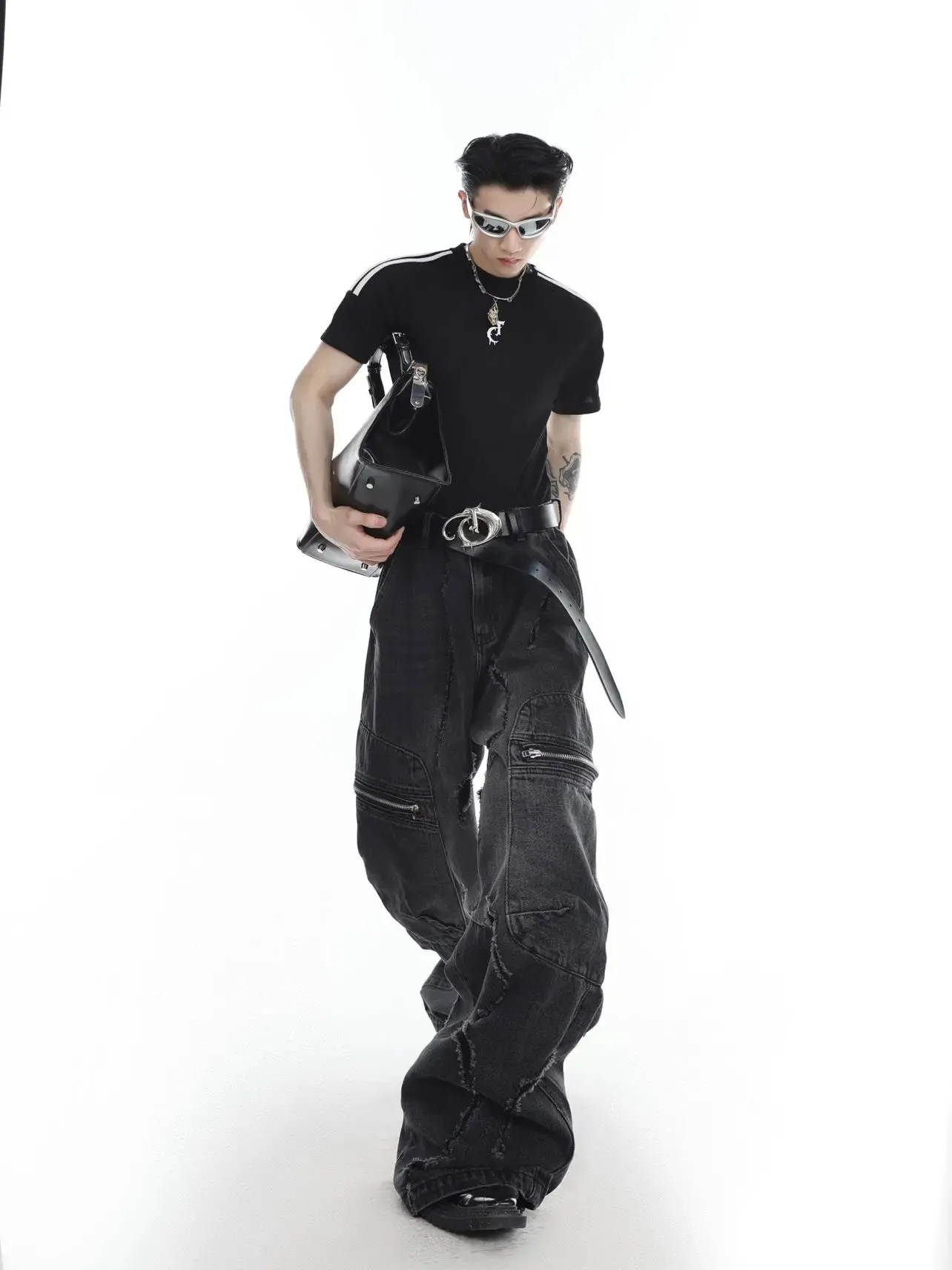 【23s Apr.】Multi-pocket Slim-fit Jeans