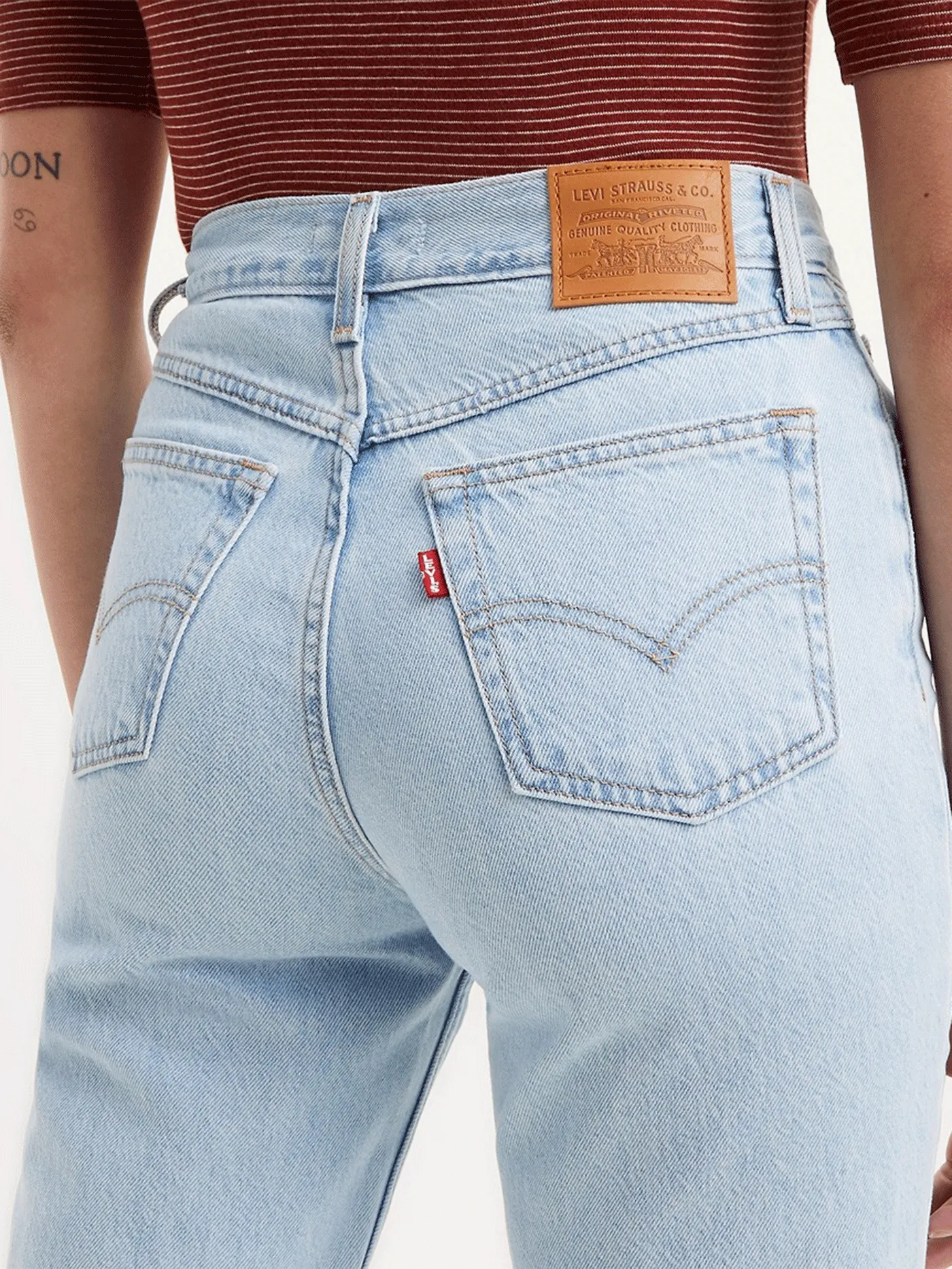 80's Mom Light Indigo Stonewash Jeans