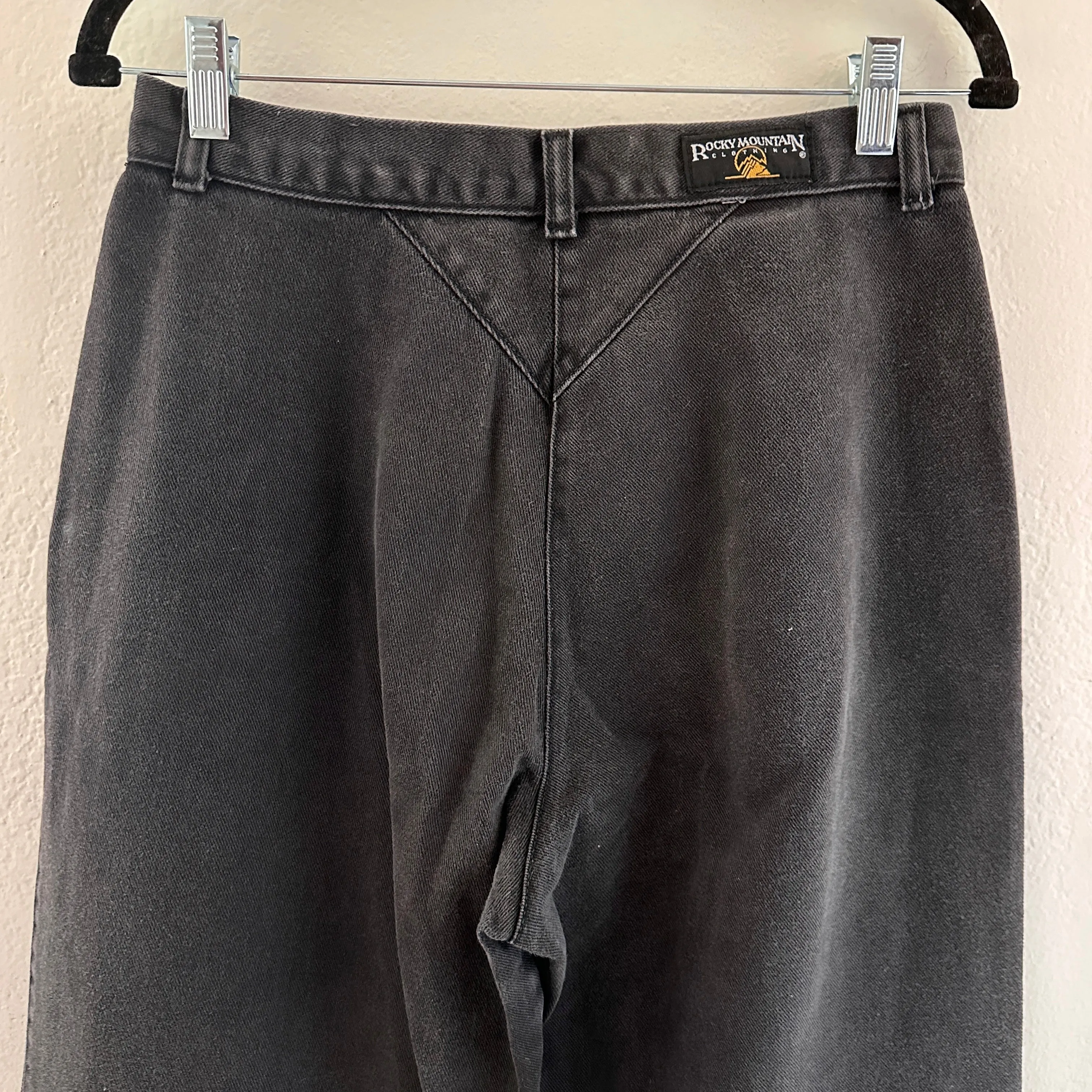 80’S VINTAGE ROCKIES PLEATED JEANS // WAIST SIZE 29