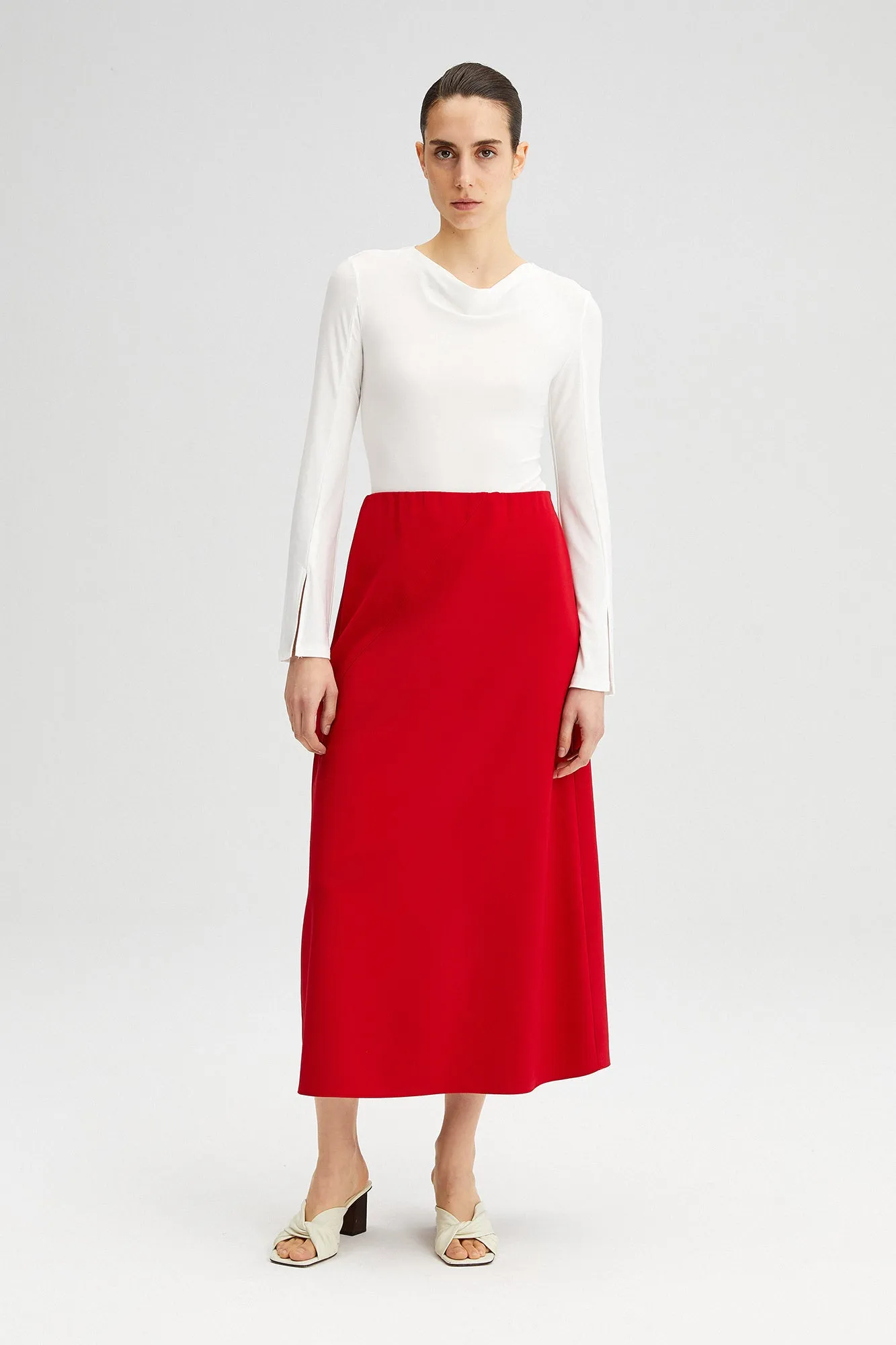 A LINE CREPE SKIRT