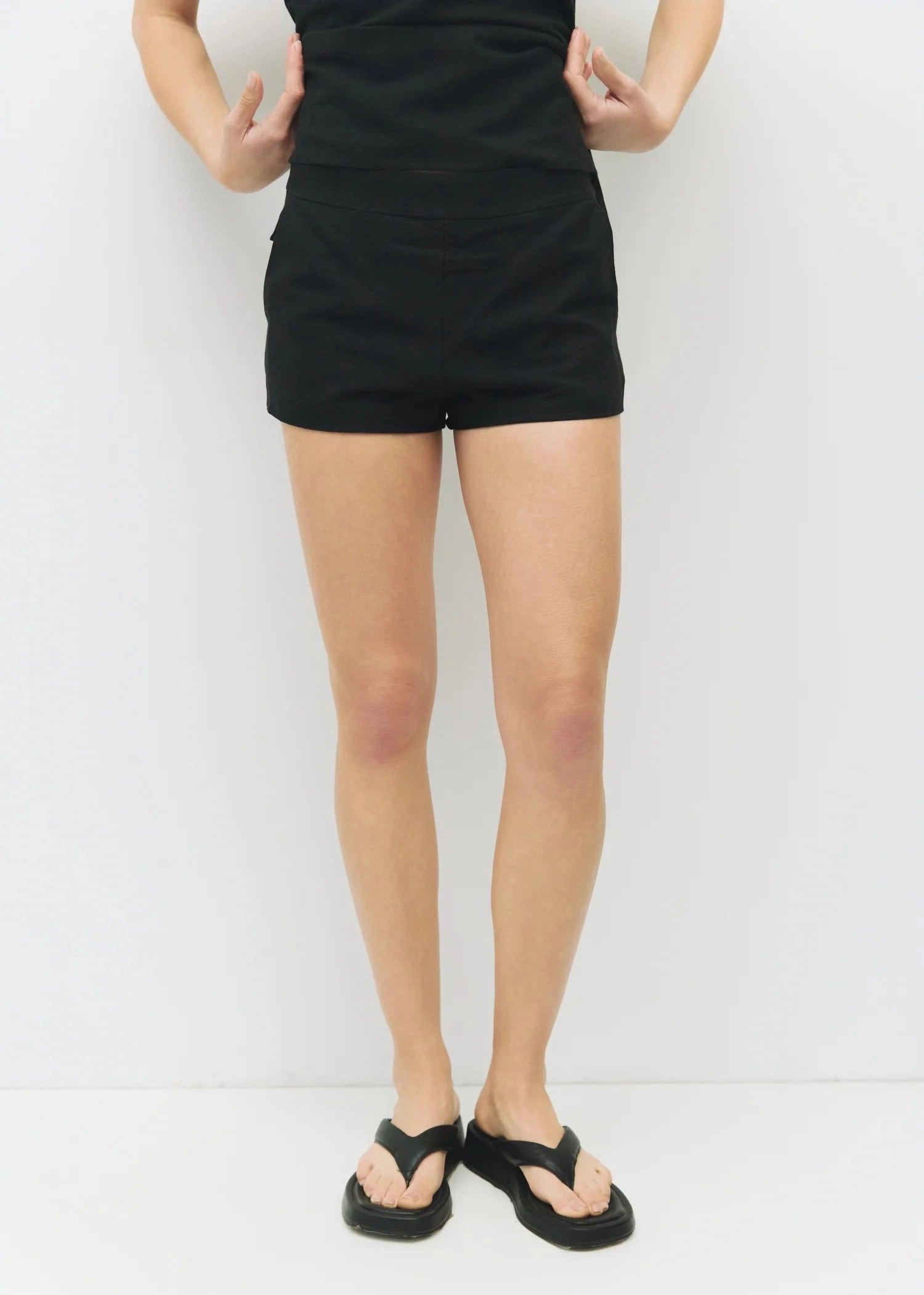 TRACY MID-RISE SHORTS City Mood Noise Free Fabric