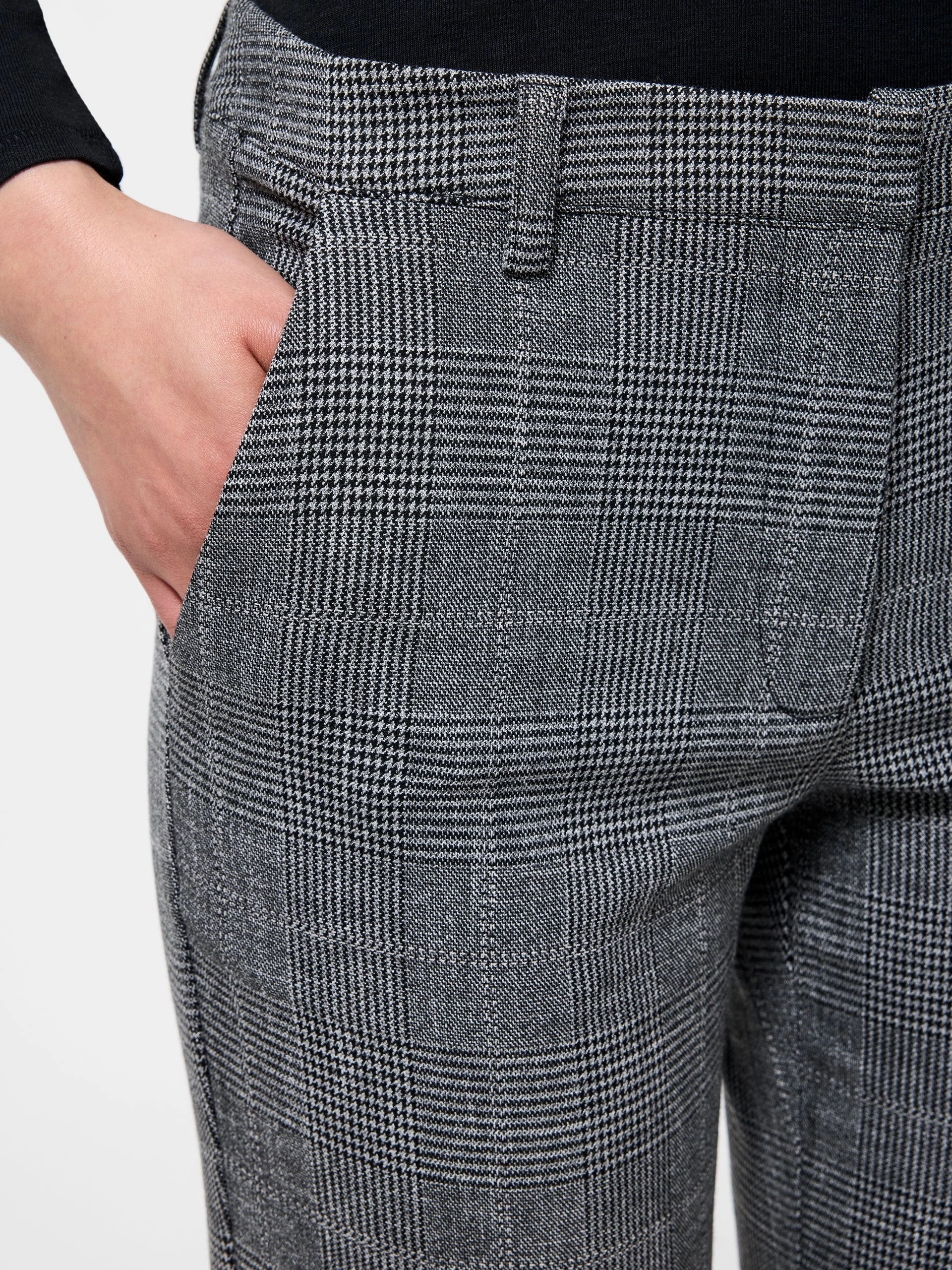 CROPPED SLIM FIT PANTS Anti Pilling Textile Casual Chic Look