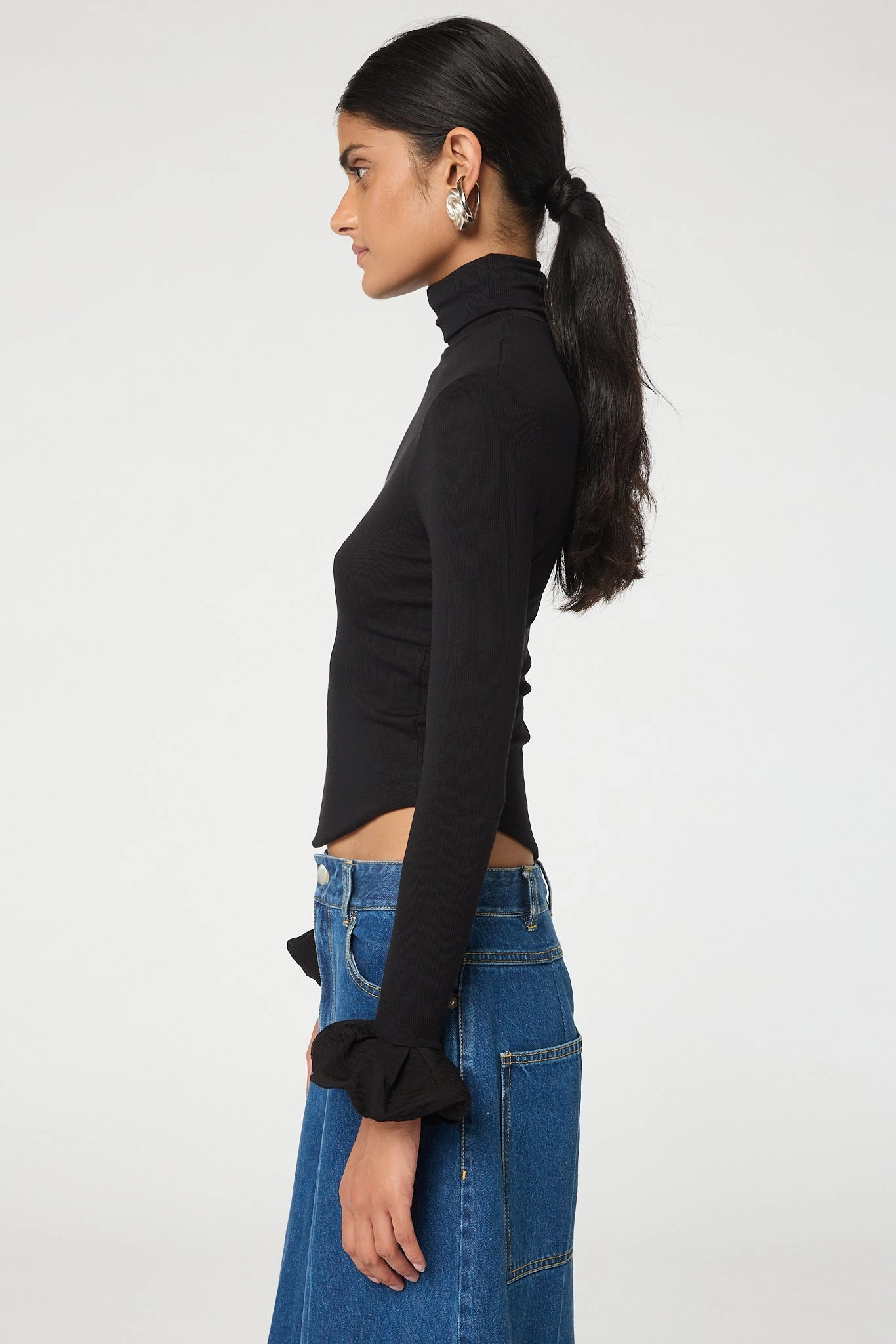 WYATT TOP Double Layered Hem Reinforcement