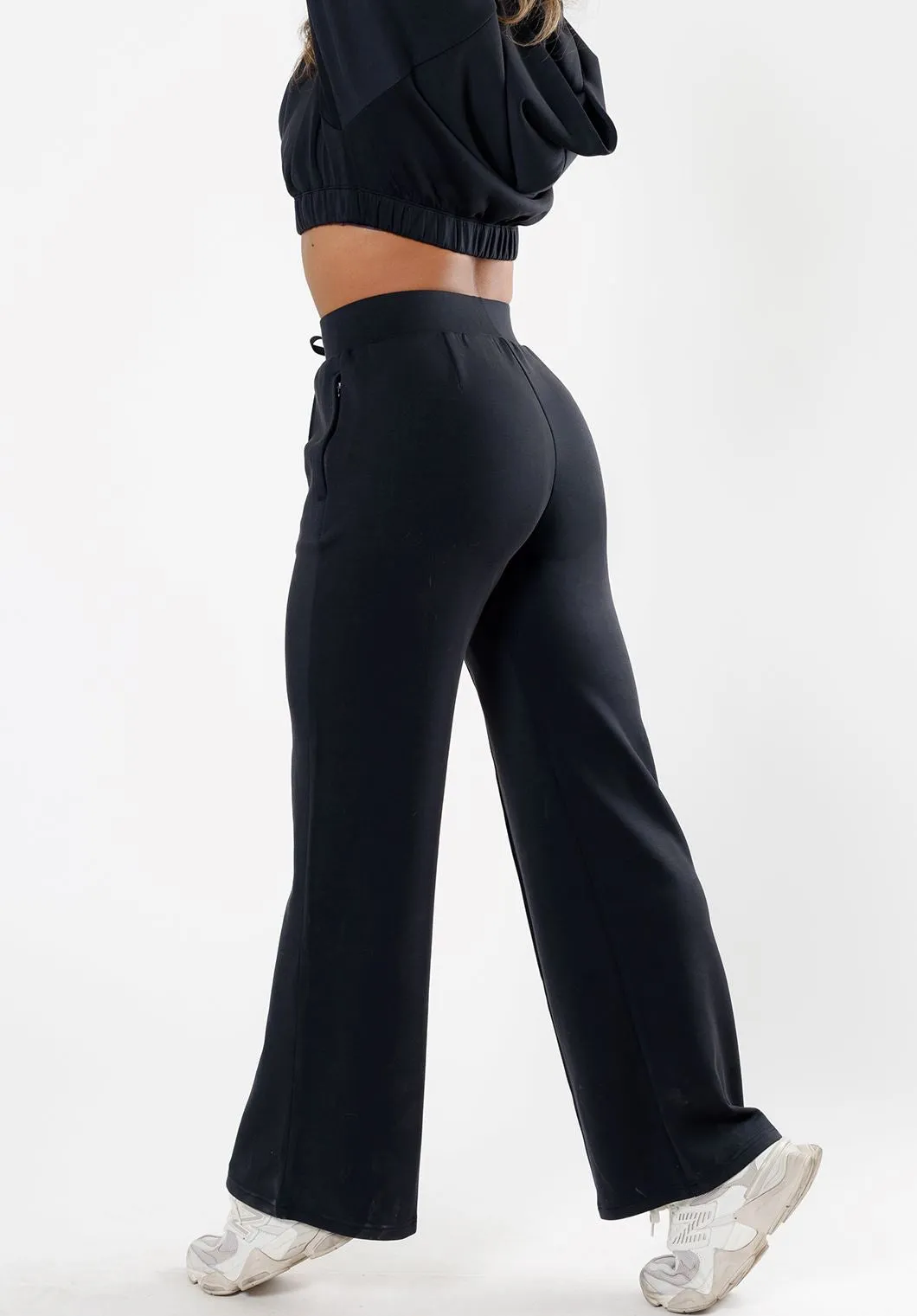 AirLux™ All In Wide Leg Pant Black
