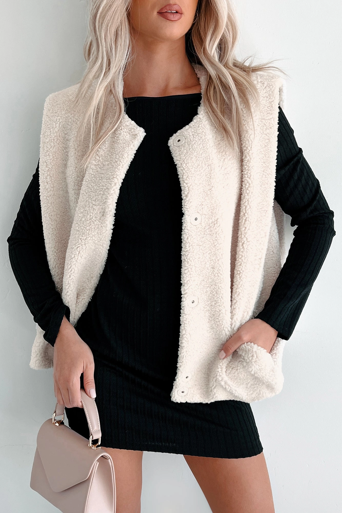 Stretch Fit Top Took A Chance Oversized Sherpa Vest (Cream)