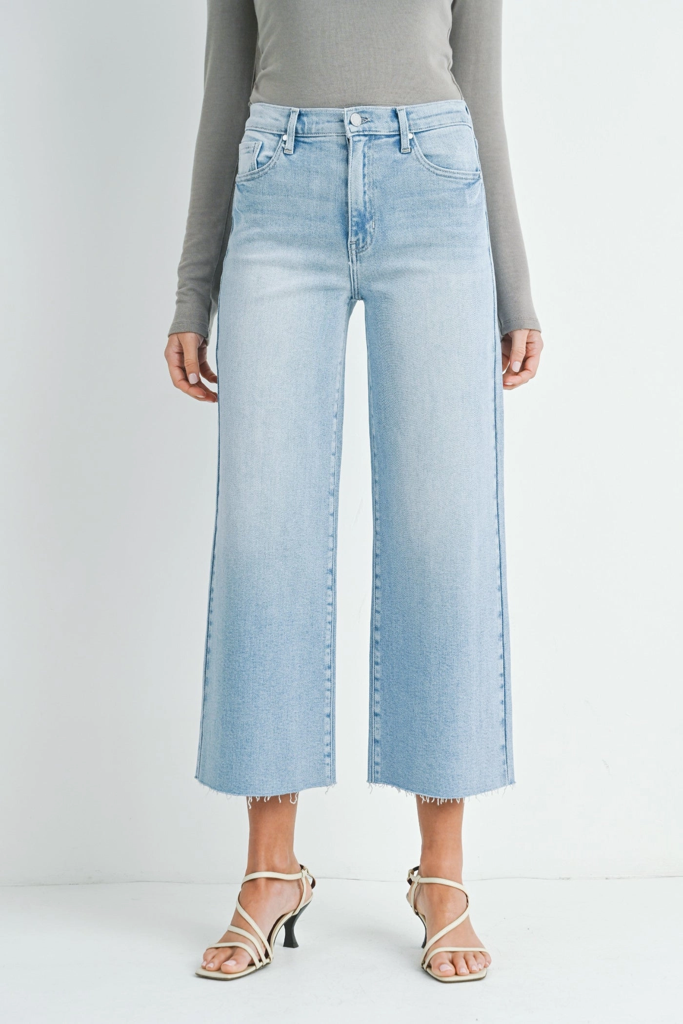 ANNYA SCISSOR CUT JEANS Everyday Outdoor Enthusiast Vibrant Travel Outfit Professional Wear