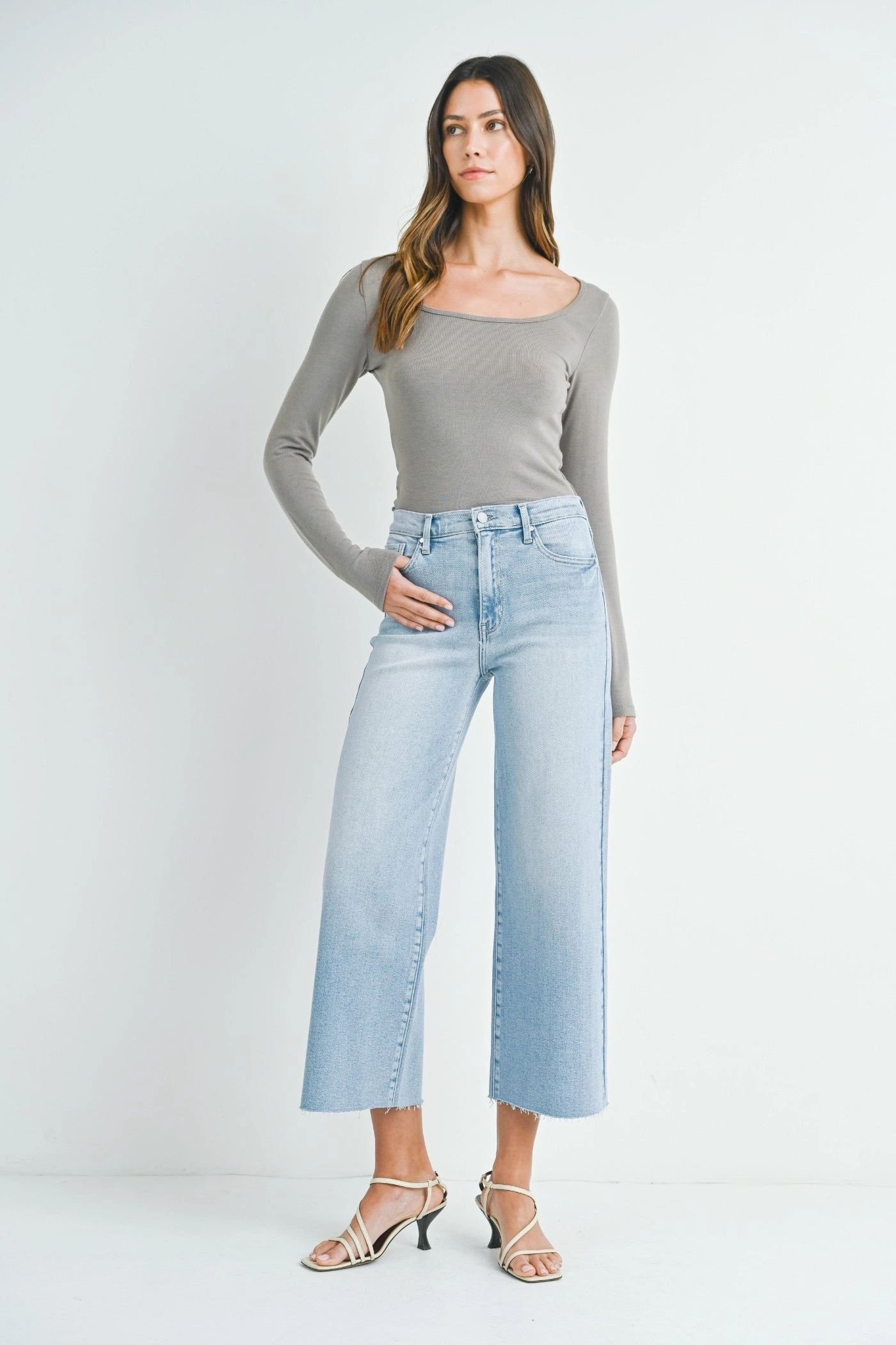 ANNYA SCISSOR CUT JEANS Effortless Waist