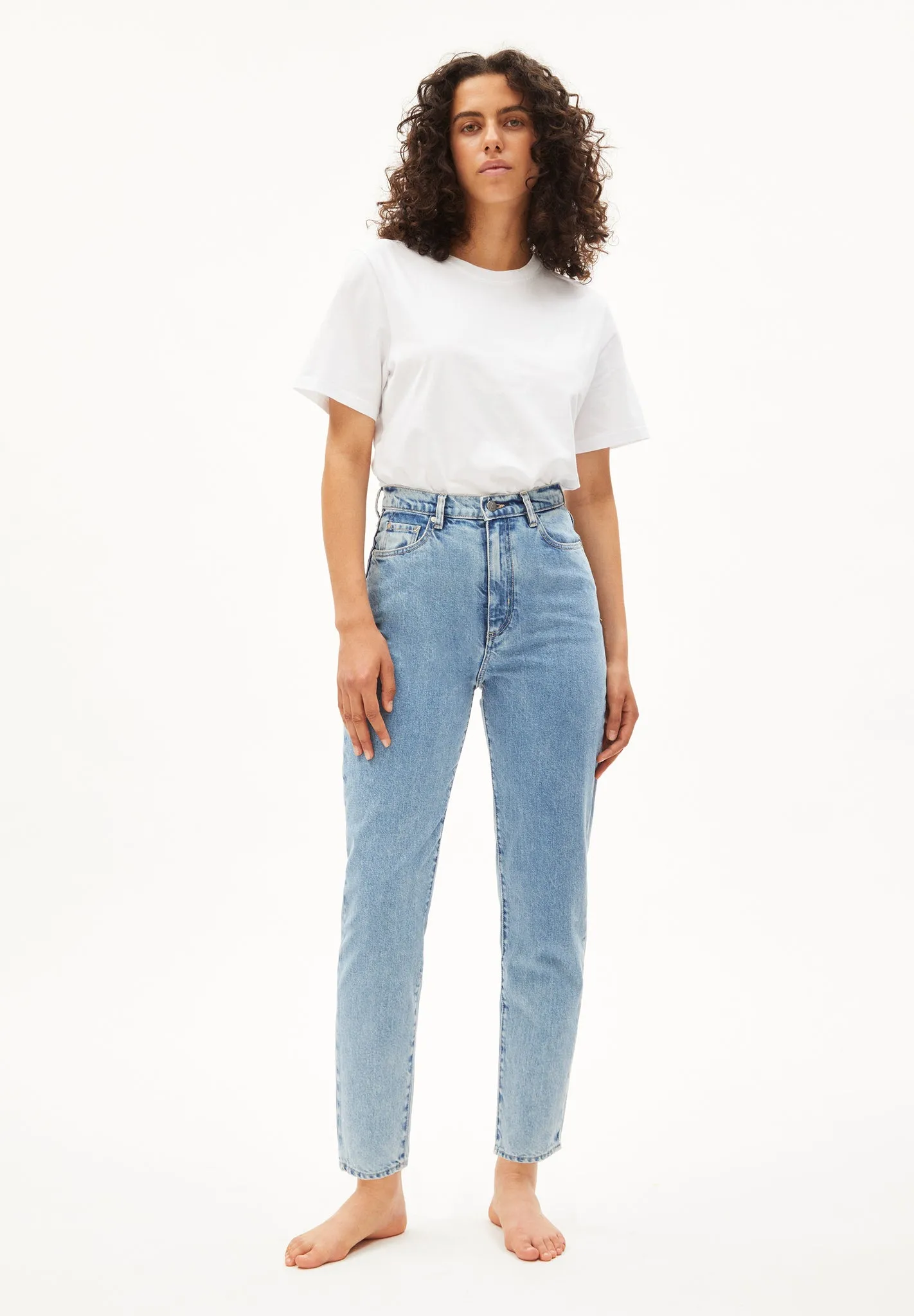 ARMEDANGELS Mairaa mom fit high waist fresh blue women