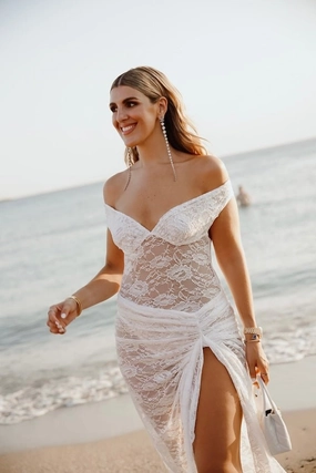 Skin-friendly Aubrey Dress White
