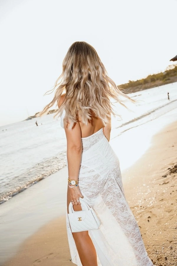 Aubrey Dress White Elegant Detail Relaxed fit wear