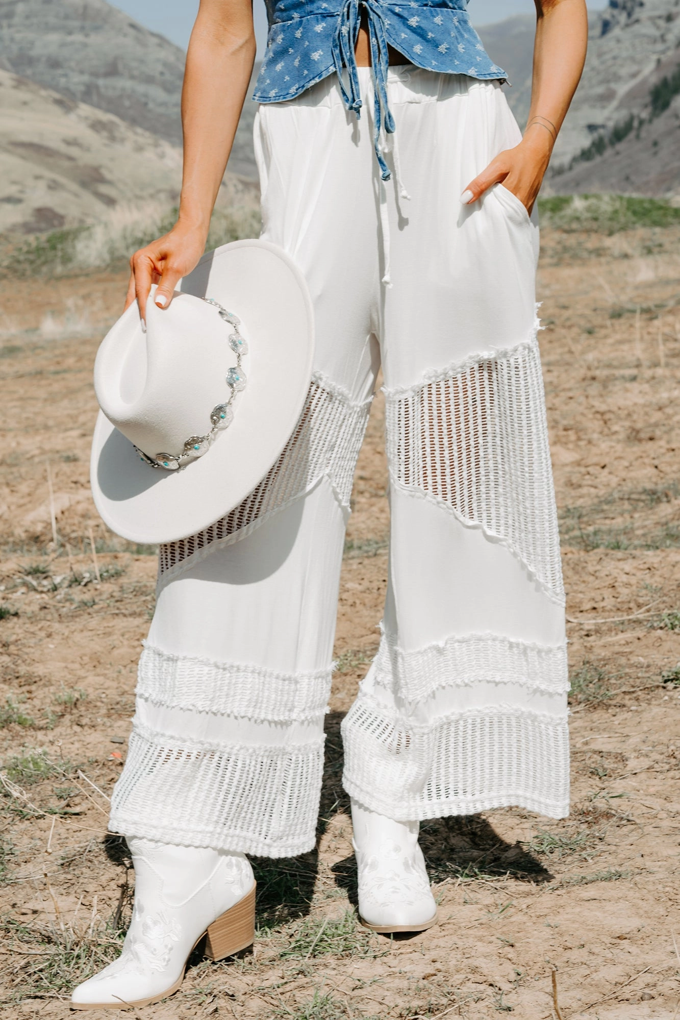 Mid-rise fit All Purpose Wear Barefoot Freedom POL Crochet Wide Leg Pants (White)