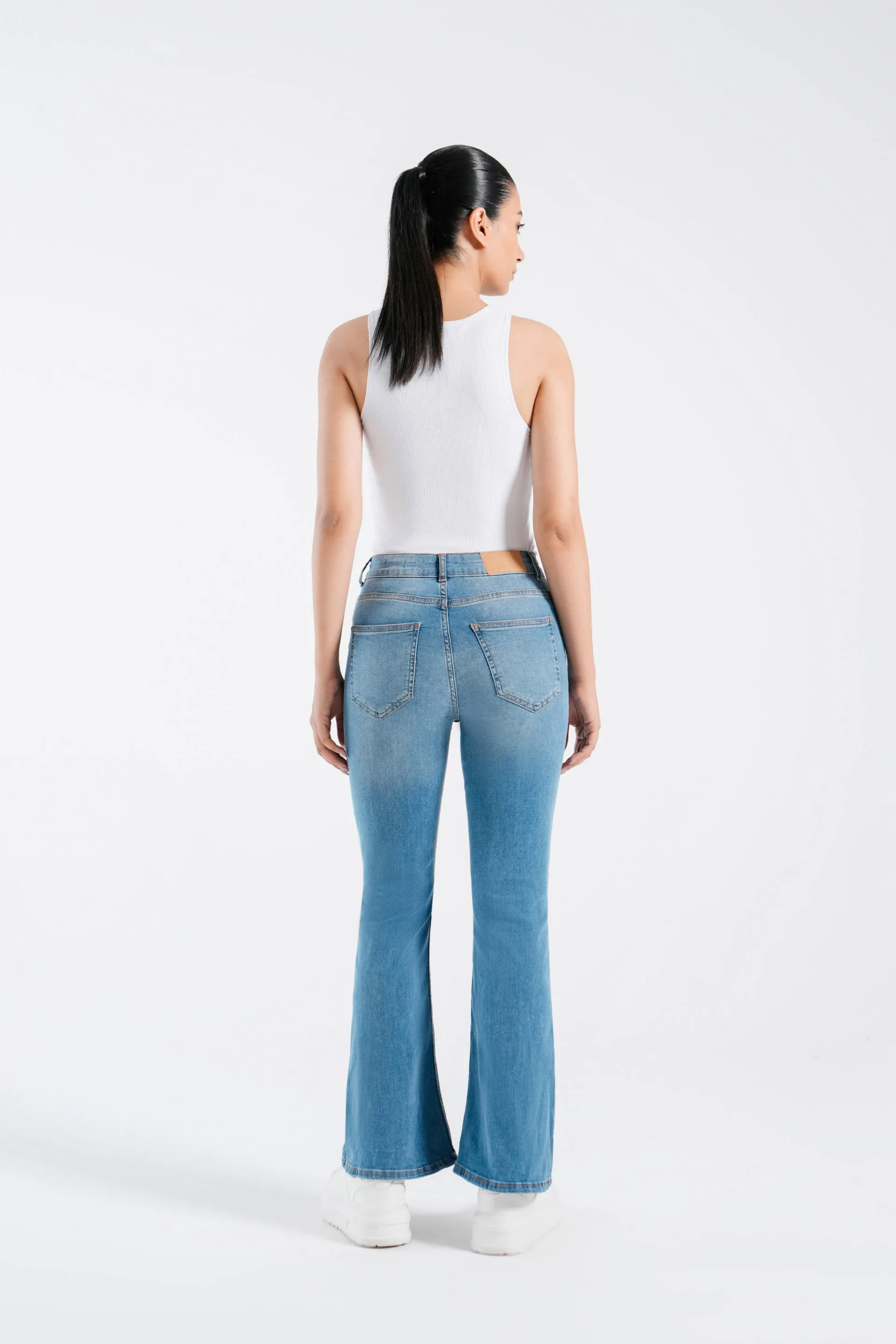 Basic Flared Jeans