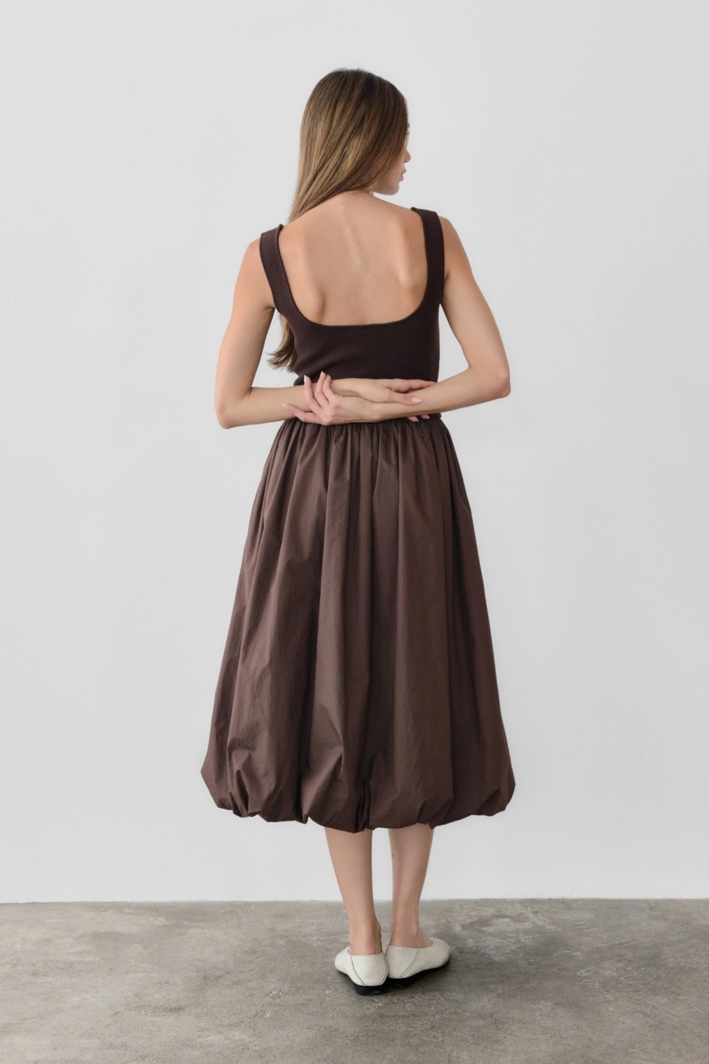 BELLA MIDI DRESS Effortless Waist Design