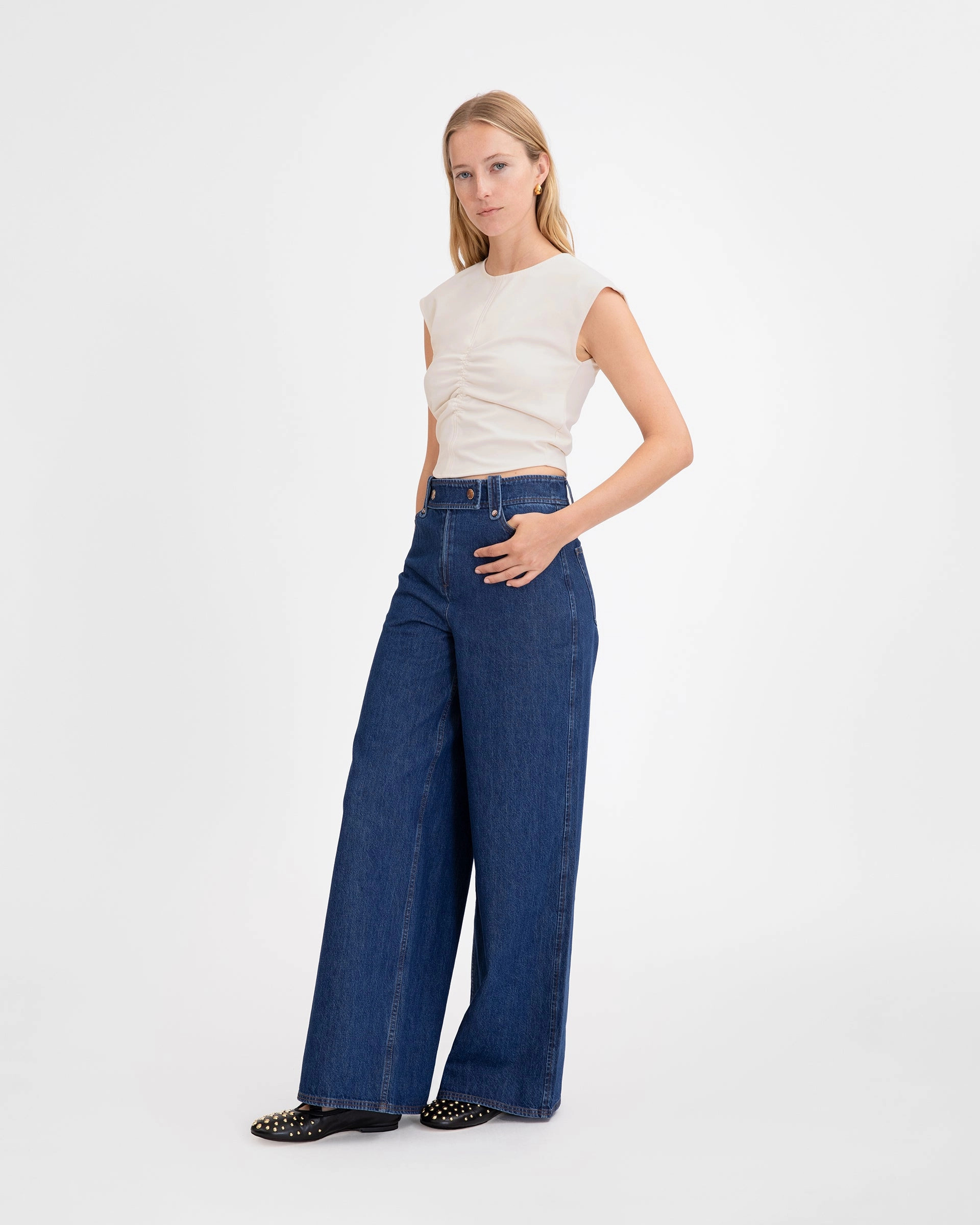 Betty Top LightweightWeave QuickDryConstruction