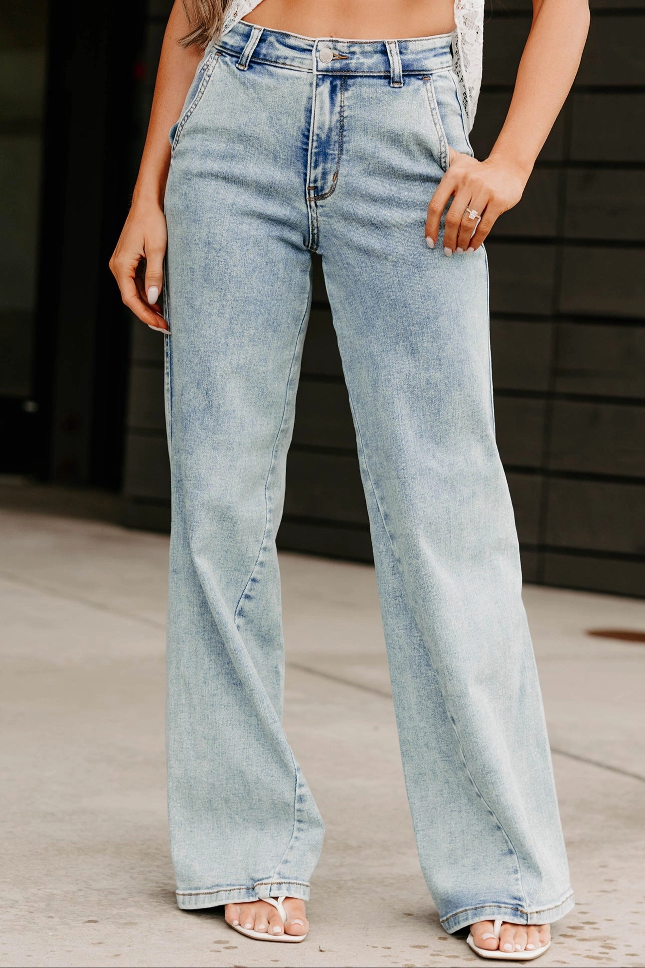 Soft Texture Beverly High Rise Judy Blue Wide Leg Jeans (Light)