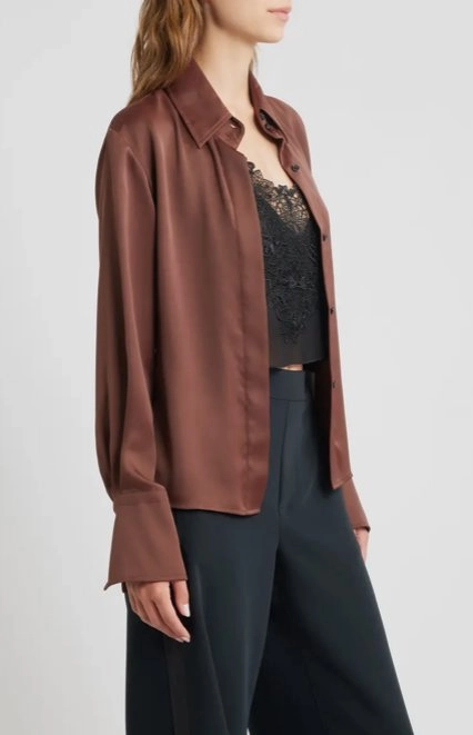 Venus Popover Blouse Umber ReinforcedShoulderConstruction