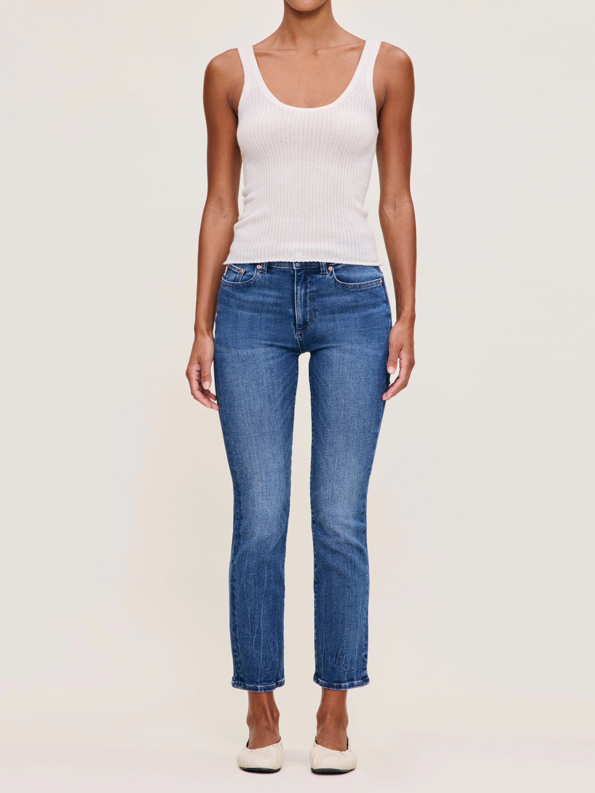 MARA STRAIGHT ANKLE Versatile Layering