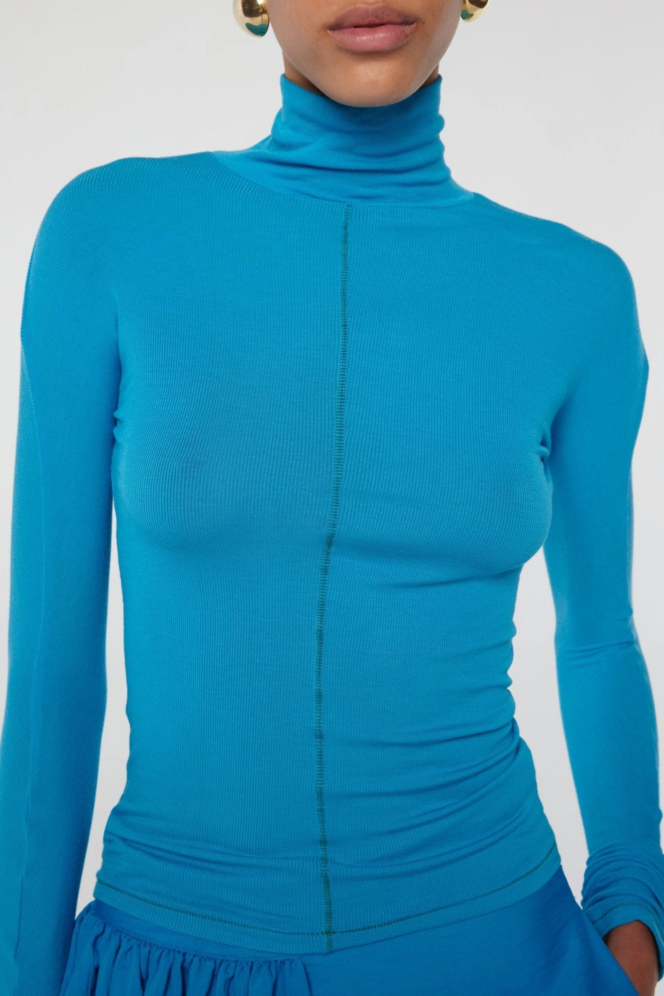 DropShoulderConstruction Reflective Trim Details BLIXA TURTLENECK TOP