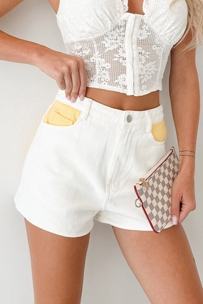 High-End Quality Fashion Forward Blooming Anyway Contrast Denim Shorts (Off White/Yellow)