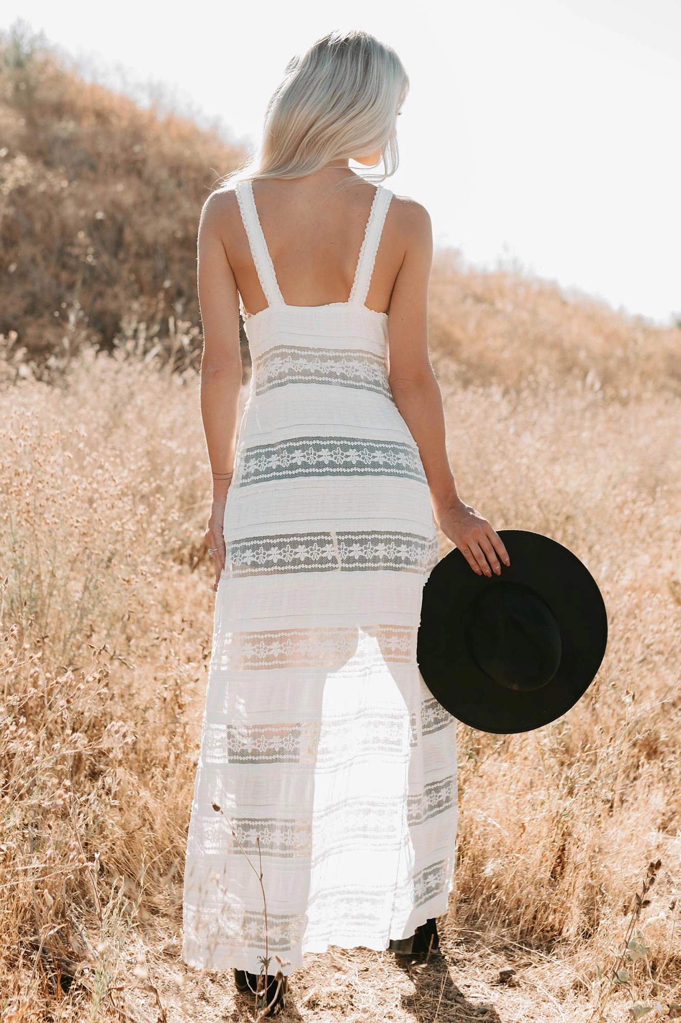 Blue Skies Sleeveless Lace Duster Top (Ivory) MultiPanelConstruction