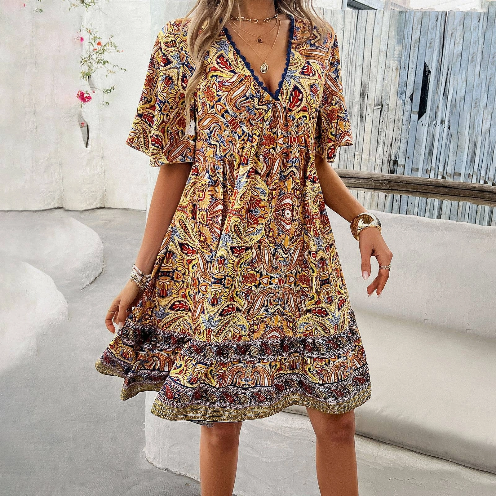 Silk Shine Inner Feel CASUAL HOLIDAY PRINT V-NECK DRESS_CWDSD3738
