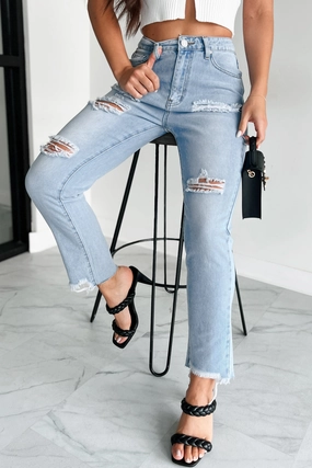 Low Bulk Sustainable Fabric Boone High Rise Distressed Mom Jeans (Light Denim)