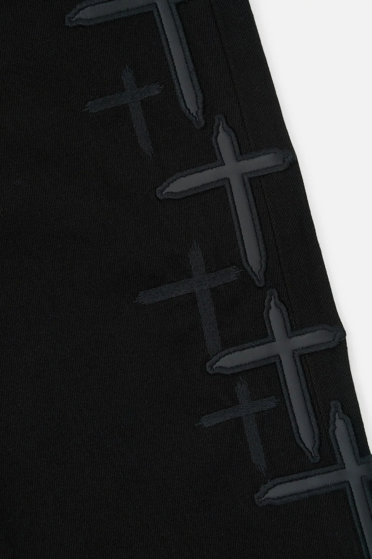 BRYANT SKINNY JEAN | BLACK CROSS PATCHES