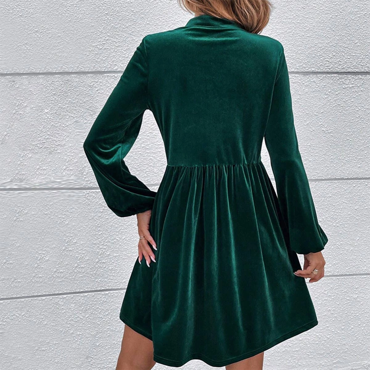 BUBBLY LONG SLEEVED V NECK LACE UP VELVET DRESS_CWDSD3235 Tasteful Detail Belted-Style
