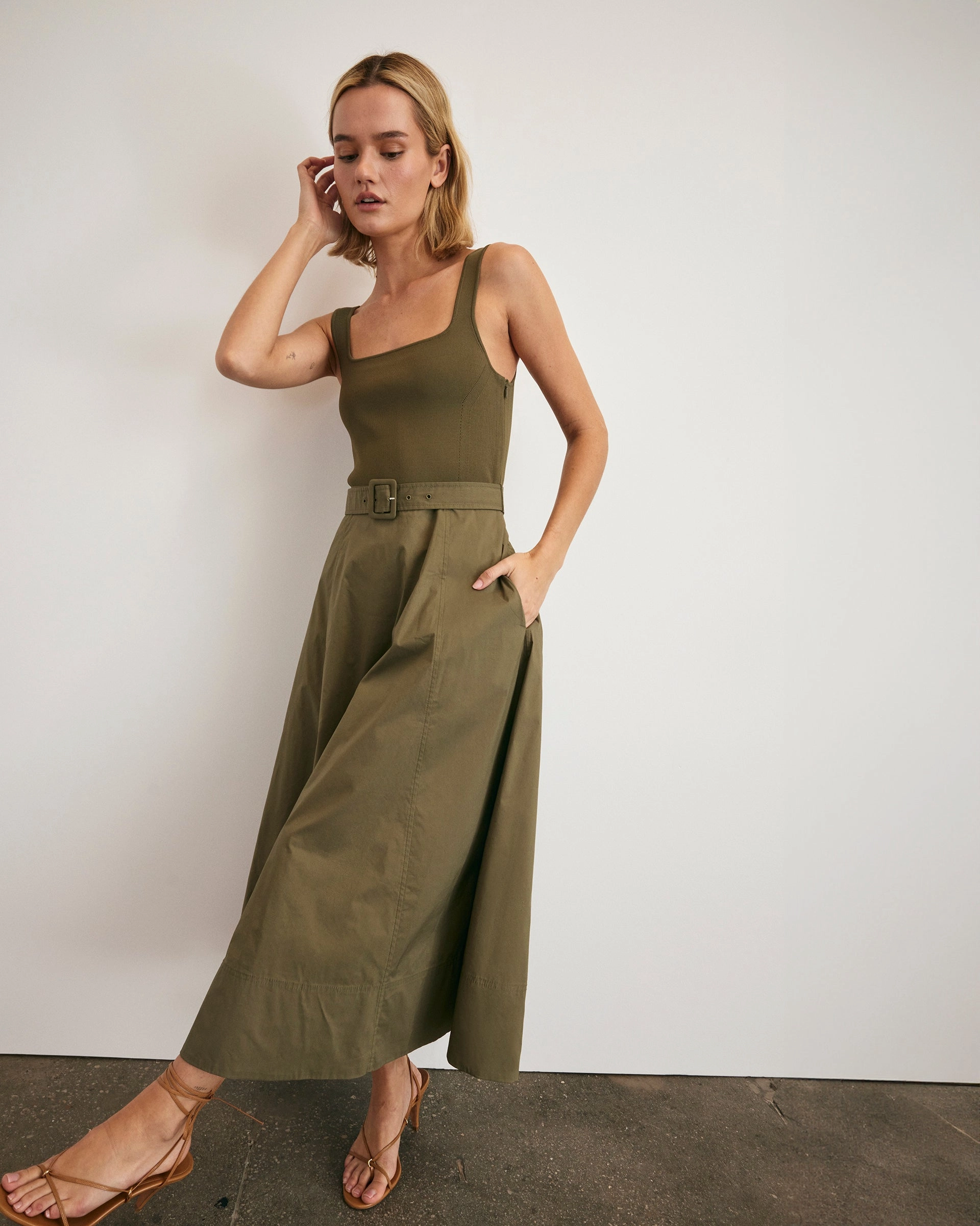 Carmen Dress Seasonal Must-Have