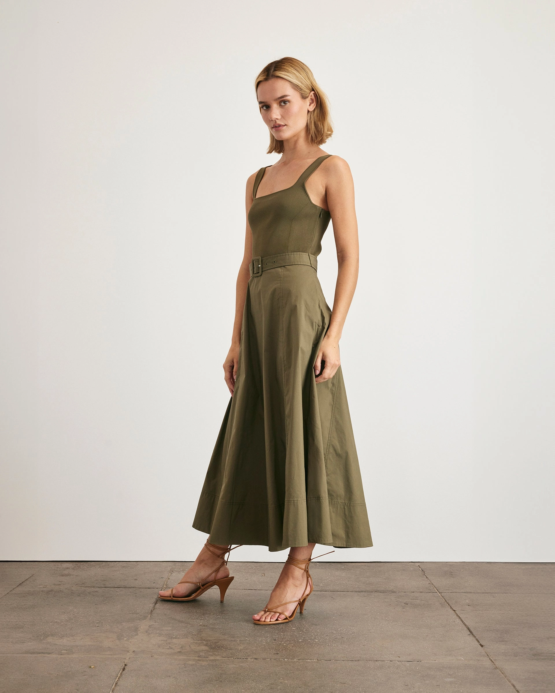 Carmen Dress Tailored Cut Fashionable Touch