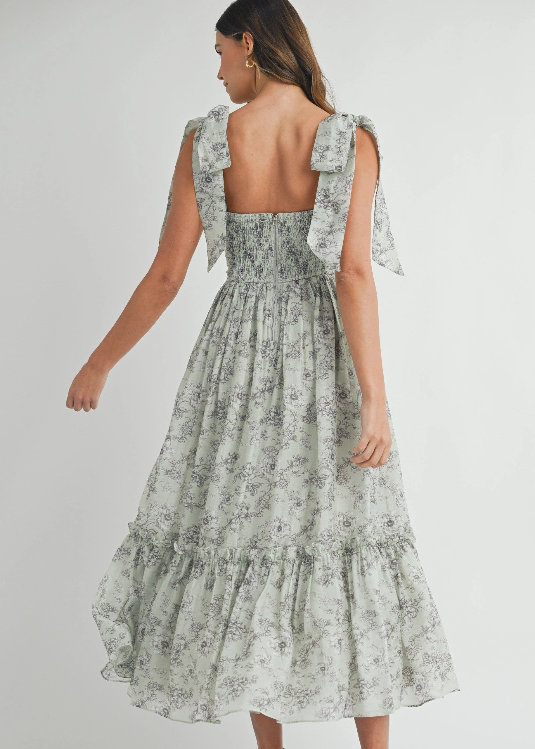 GEMMA FLORAL RUCHED MIDI DRESS Smart Lines Playful Twist