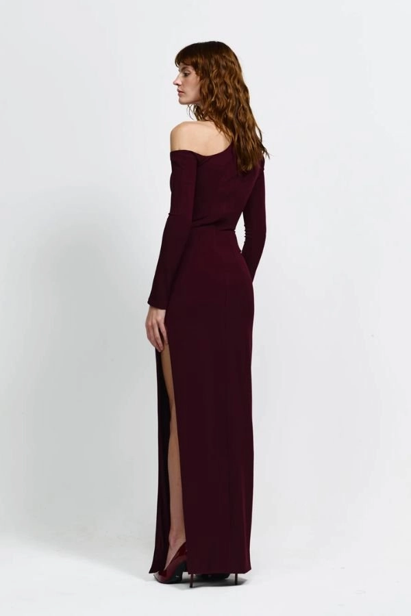 Cayley Gown Wine Smooth Feel