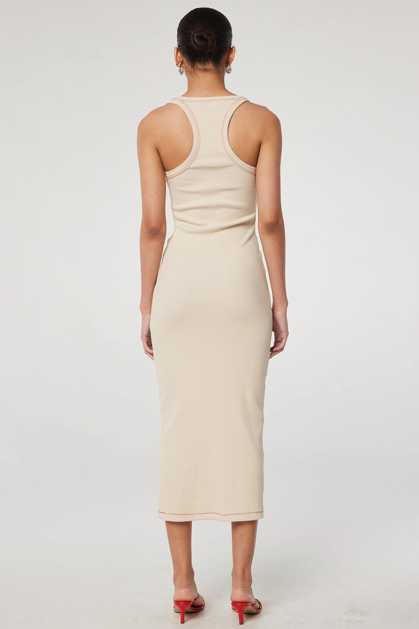 CEDELLA DRESS Semi Fit Climate-Adaptive