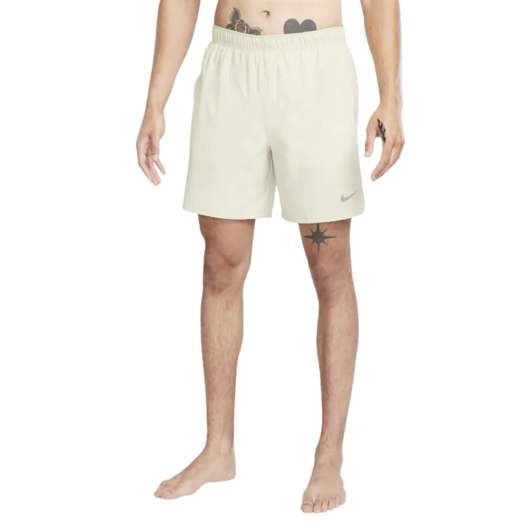 Challenger 7" Short