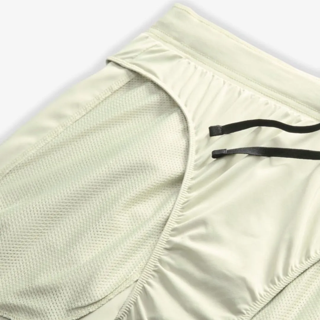 Challenger 7" Short