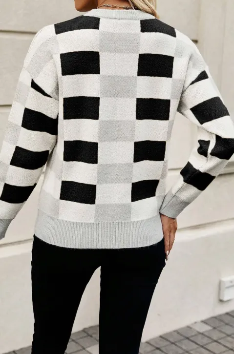 Chic Checkered Knit Sweater