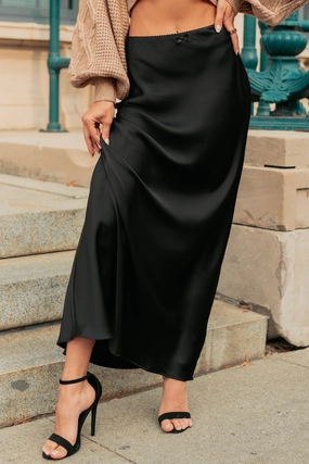 Street Ready Active Wear Chic Knows Best Textured Maxi Skirt (Black)