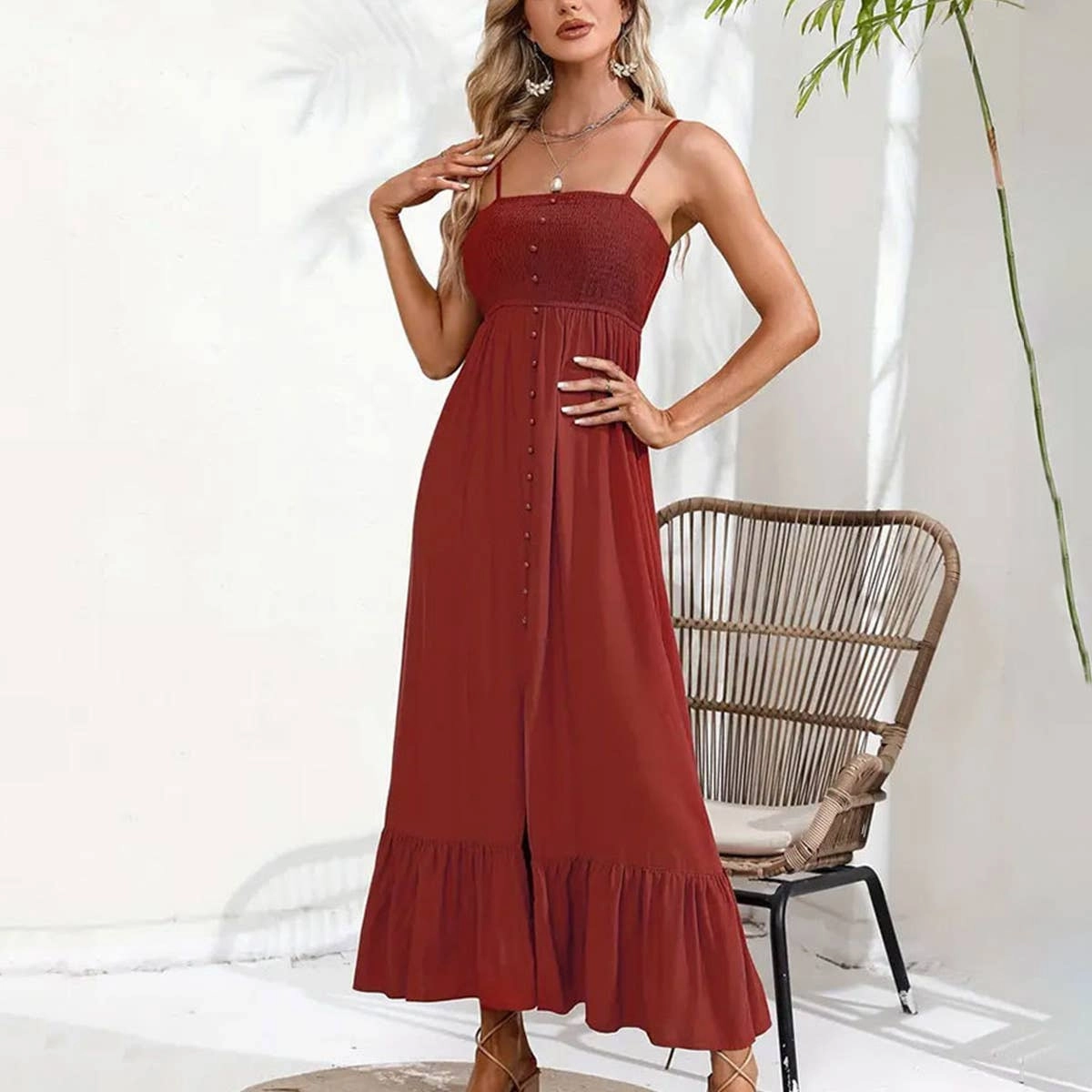 BUTTONS ADORN A SLIT HALTER DRESS_CWDMD1719 Chill Fashion Loose Flow
