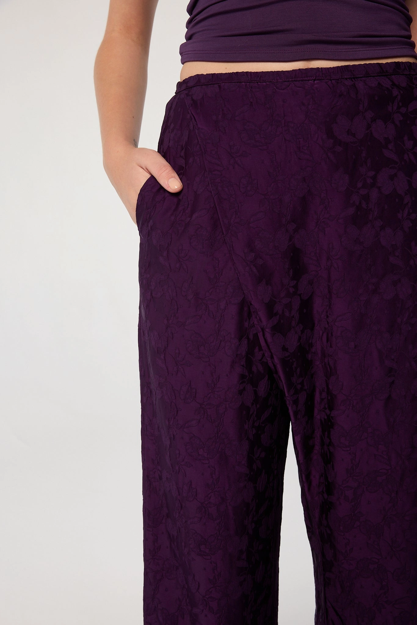 Relaxed Lines EcoFriendlyDye CHIMON TROUSER