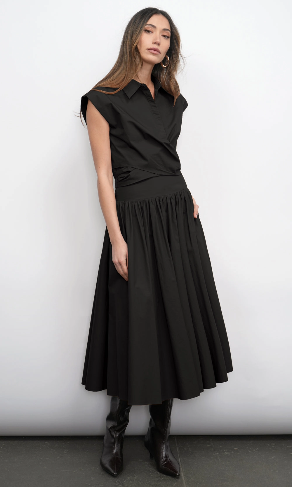 Matte Texture Simple Motion Etienne Smocked Waist Gathered Midi Skirt in Black