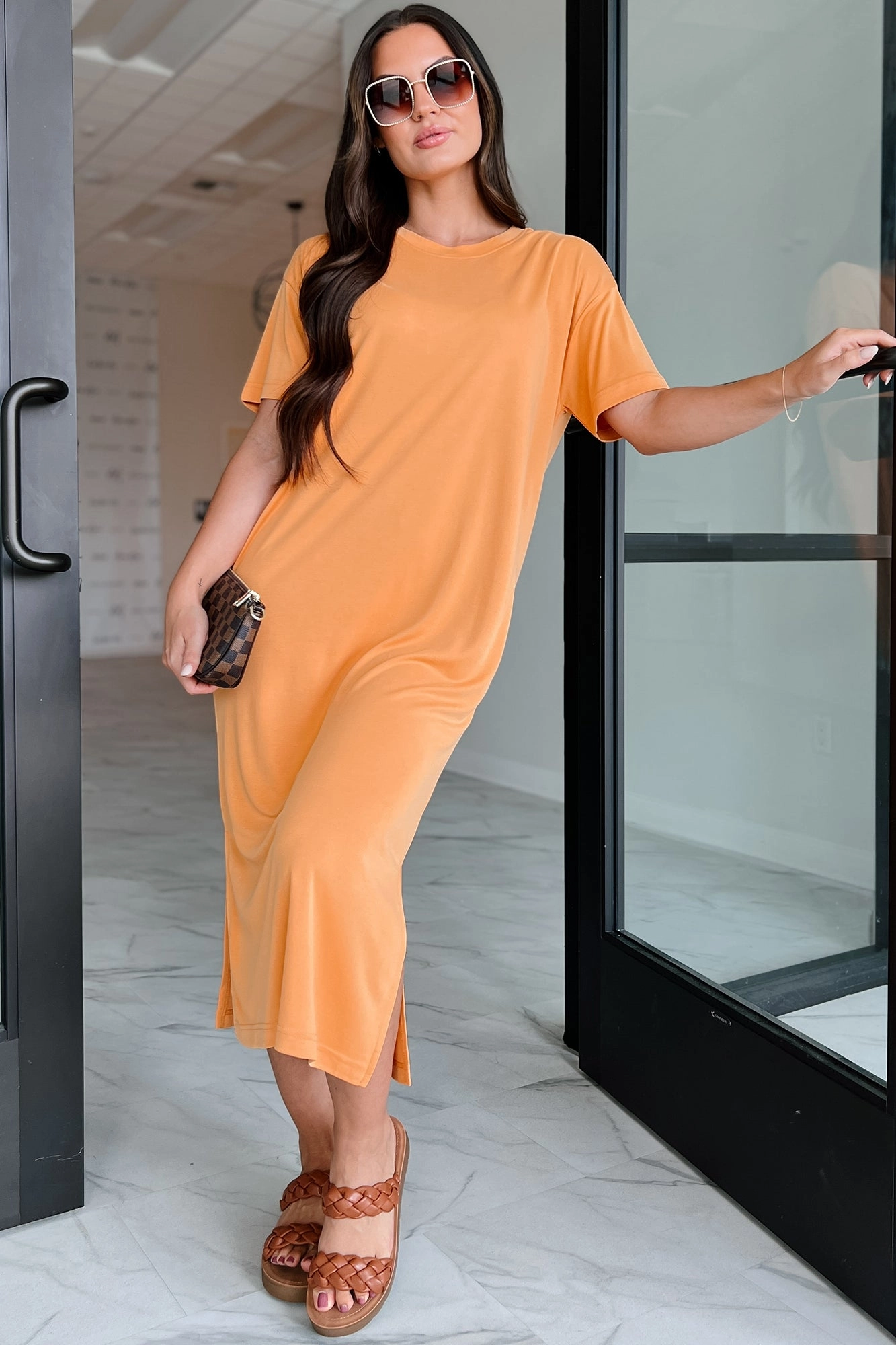 Slim Form Pastel-Tone Jaylen T-Shirt Midi Dress (Orange)