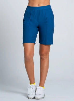 Steel Cut Short Chic Vibe