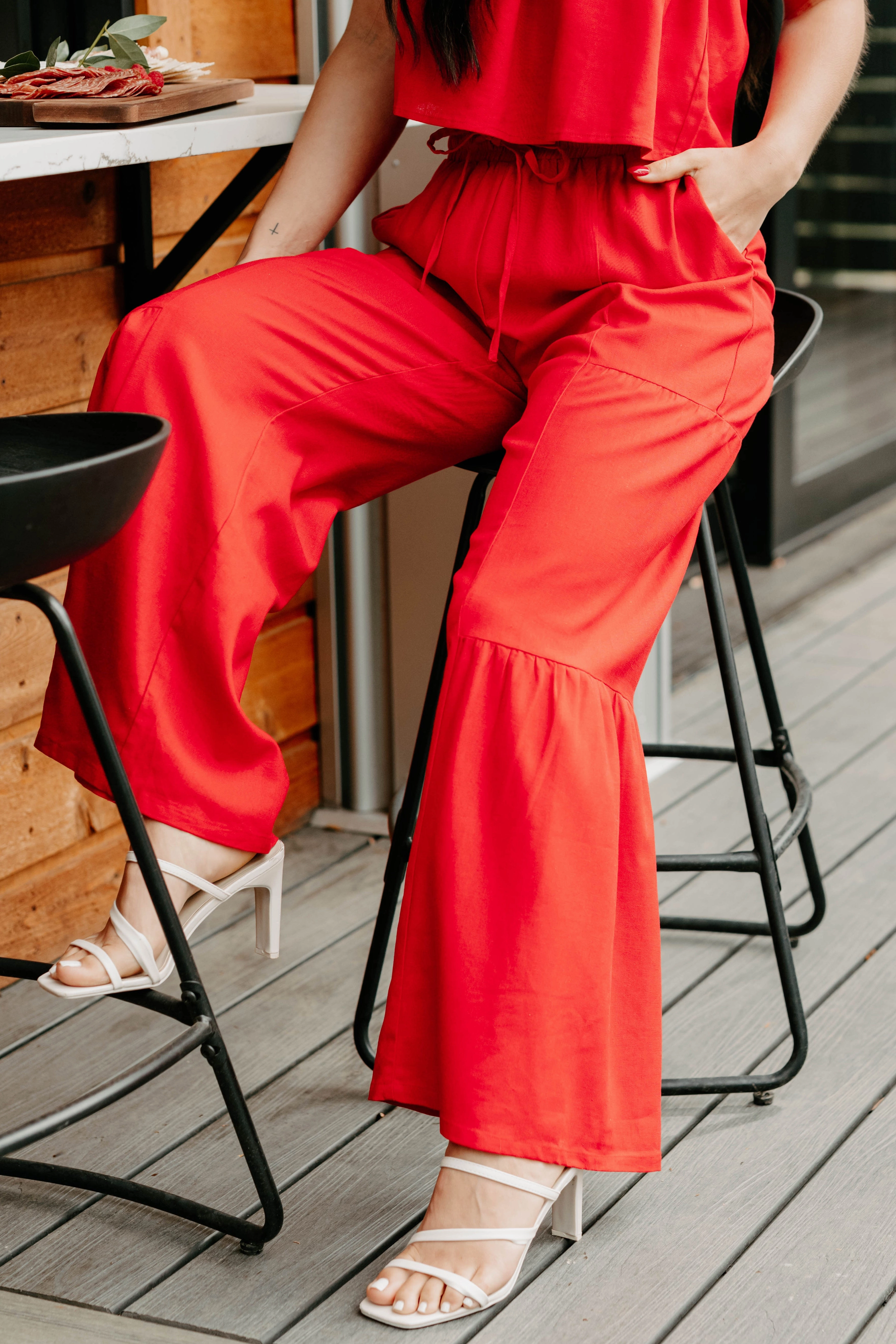 UV protection coating Real Karma Tiered Linen Pants (Red)