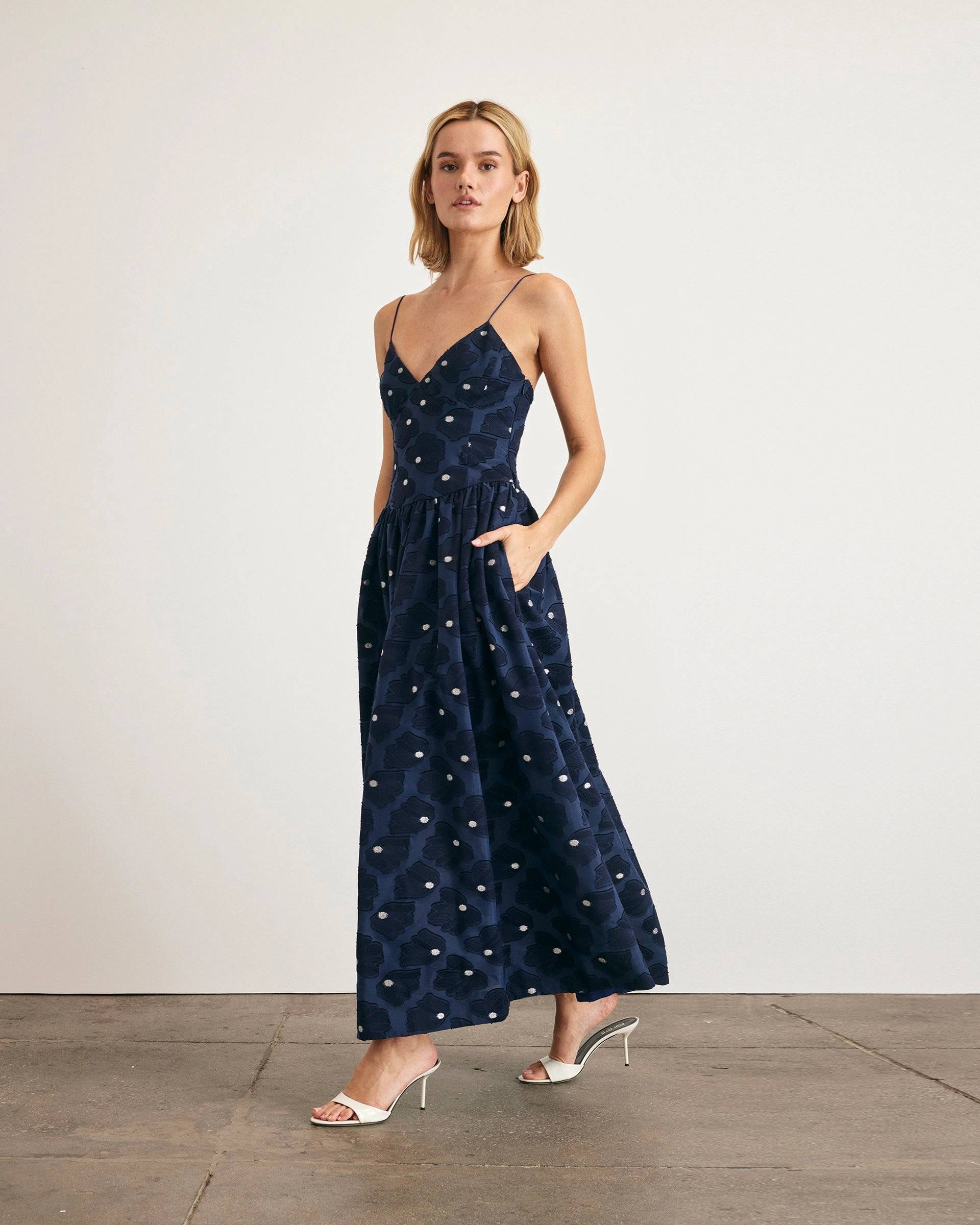 Serena Dress Signature-Style