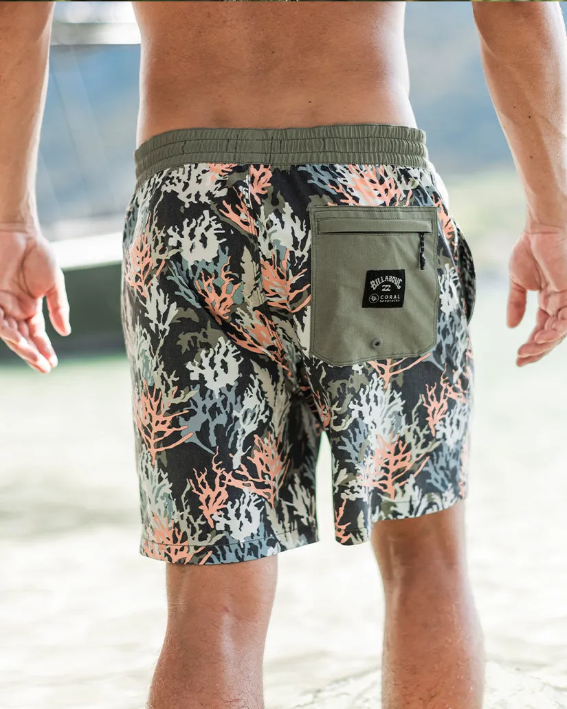 Coral Garden Layback