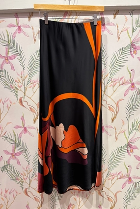 Bria Skirt in African Paradise Local Artisan Seamless Edging