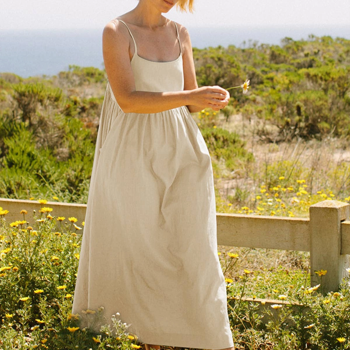 Flowing Layers Maximalist-Trend COTTON SLIP DRESS WITH LARGE POCKETS_CWDMD2171